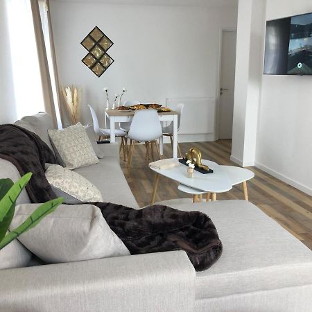 Le Raffine-Parking Prive-Proche Frontiere Bale Apartment Сен-Луи Екстериор снимка